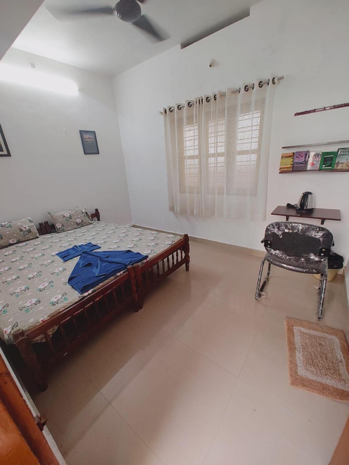 Gogonuts Hostel Варкала Номер фото